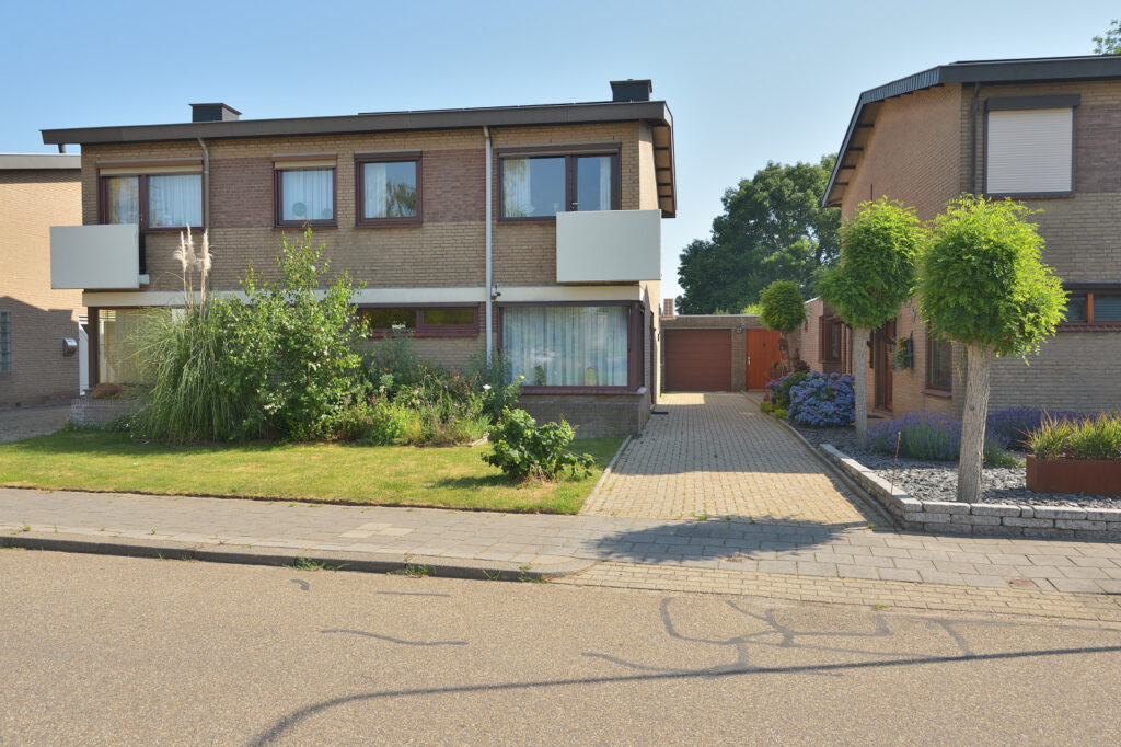 Dorpsstraat, Bingelrade